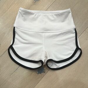 Tiger Friday Finn Shorties Child Large